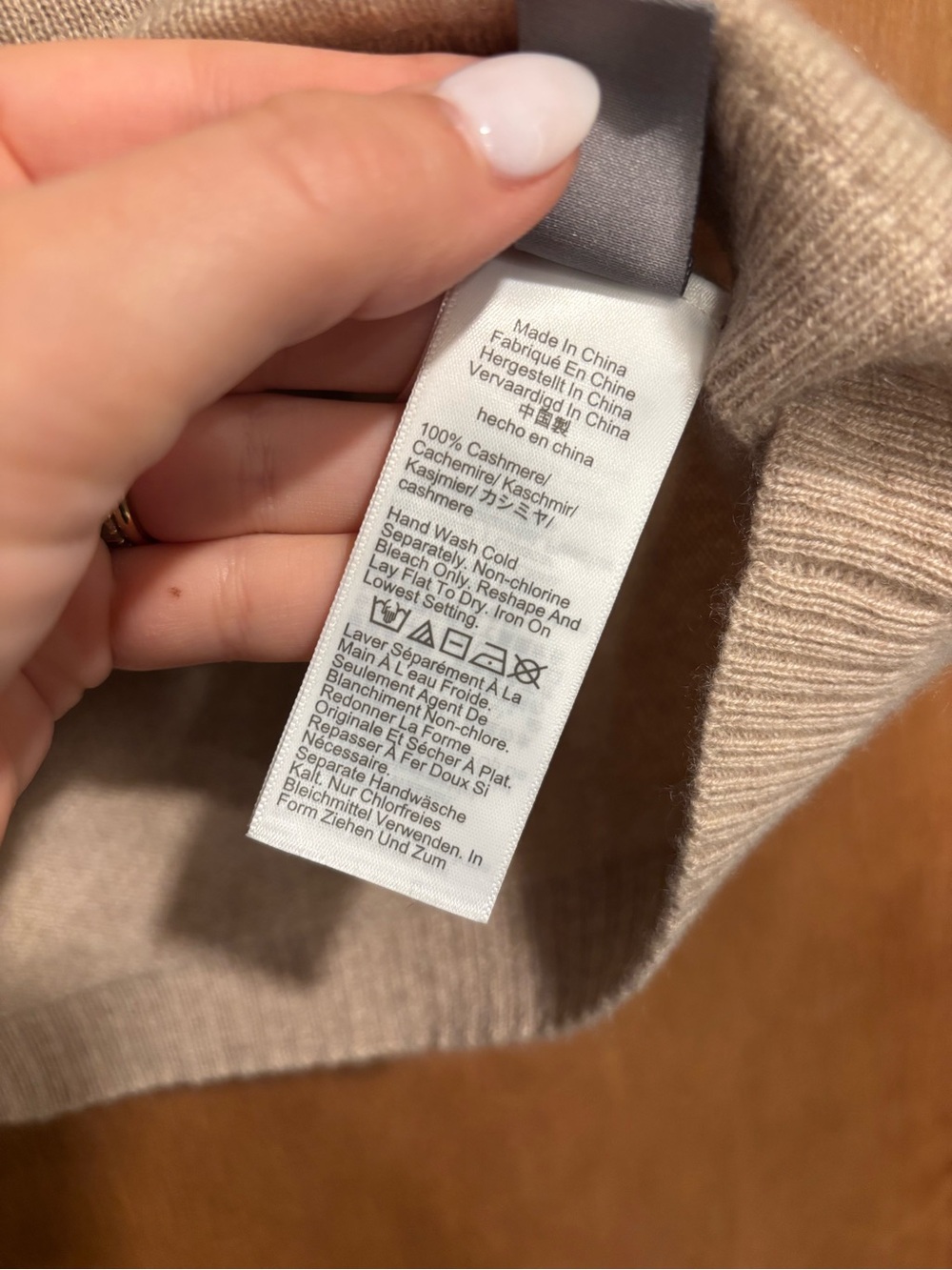 Cashmere J. Crew Short Sleeve Crewneck Sweater in Light Beige - Picture 6 of 7